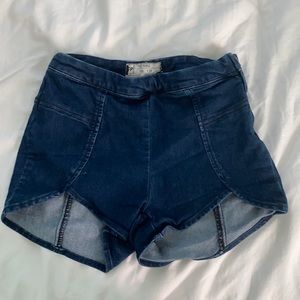 Free People Tulip Hem Medium Wash Shorts
